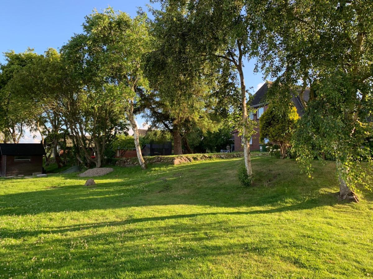 Herrliche Ferienwohnung in idyllischer Landschaft Morsum  Exterior foto